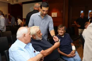 (ΒΙΝΤΕΟ) Απόλλων/"Το λεύκωμα θα προσφέρει αιώνια δόξα και αναγνώριση"