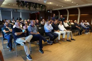 (ΒΙΝΤΕΟ) Απόλλων/"Το λεύκωμα θα προσφέρει αιώνια δόξα και αναγνώριση"