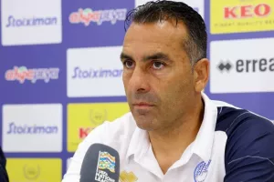 "Να νιώσουμε περήφανοι - Είναι τιμή που είμαι εδώ"