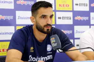 "Να νιώσουμε περήφανοι - Είναι τιμή που είμαι εδώ"