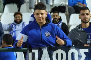 (Φώτος) Ο κόσμος στην Περιστερώνα