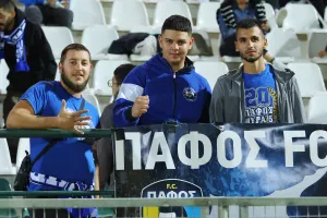 (Φώτος) Ο κόσμος στην Περιστερώνα
