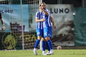 Ασταμάτητος!