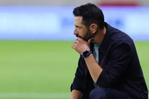 Απόλλων-Ομόνοια 29Μ: Επιστροφή στις νίκες με Βεϊσμπέκ και Ντορεγκαράι (φώτος)