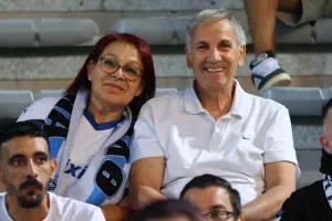 Καρμιώτισσα-Απόλλων: Μεγάλη  νίκη στο ντεμπούτο του Καμορανέζι! (Φώτος)