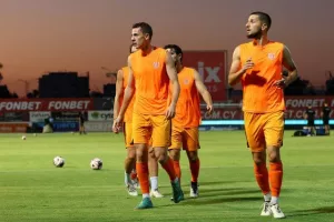 Καρμιώτισσα-Απόλλων: Μεγάλη  νίκη στο ντεμπούτο του Καμορανέζι! (Φώτος)