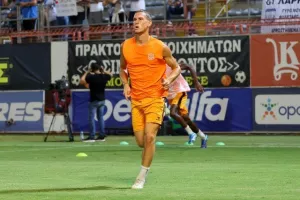 Καρμιώτισσα-Απόλλων: Μεγάλη  νίκη στο ντεμπούτο του Καμορανέζι! (Φώτος)