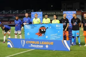 Καρμιώτισσα-Απόλλων: Μεγάλη  νίκη στο ντεμπούτο του Καμορανέζι! (Φώτος)