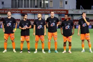 Καρμιώτισσα-Απόλλων: Μεγάλη  νίκη στο ντεμπούτο του Καμορανέζι! (Φώτος)