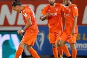 Καρμιώτισσα-Απόλλων: Μεγάλη  νίκη στο ντεμπούτο του Καμορανέζι! (Φώτος)