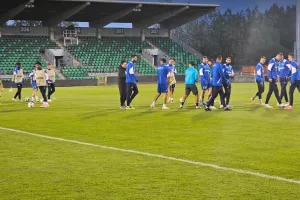 Η προπόνηση του ΑΠΟΕΛ στο Tallaght Stadium (Βίντεο Kerkida/Φώτος)