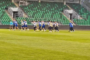 Η προπόνηση του ΑΠΟΕΛ στο Tallaght Stadium (Βίντεο Kerkida/Φώτος)