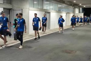 Η άφιξη της Εθνικής μας (Φώτος)