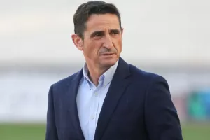 ΑΠΟΕΛ/ Παρουσιάζει Μανόλο