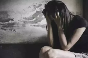 Ηράκλειο: Πατέρας βίαζε, βασάνιζε και εξέδιδε την ανήλικη κόρη του