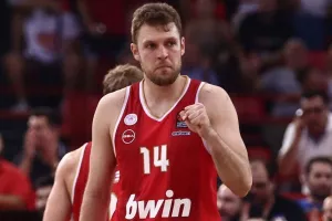 Τέταρτο σερί MVP για τον Σάσα Βεζένκοβ που γράφει νούμερα βγαλμένα από video game