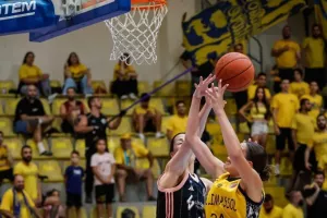 Βαριά ήττα στην επιστροφή της στα ευρωπαϊκά κύπελλα (φώτος/βίντεο)