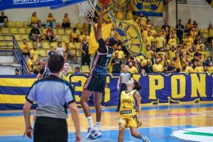 Βαριά ήττα στην επιστροφή της στα ευρωπαϊκά κύπελλα (φώτος/βίντεο)