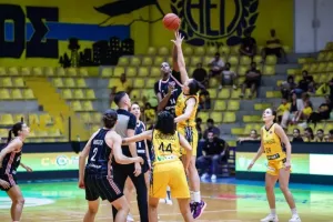 Βαριά ήττα στην επιστροφή της στα ευρωπαϊκά κύπελλα (φώτος/βίντεο)