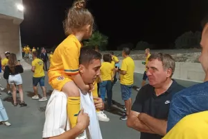 Πόλος έλξης ο Χάτζι - Φώτο... με Γκραντινάρου (φώτος)