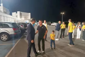 Πόλος έλξης ο Χάτζι - Φώτο... με Γκραντινάρου (φώτος)