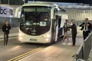 (ΦΩΤΟΣ) Η άφιξη της Πάφος Fc