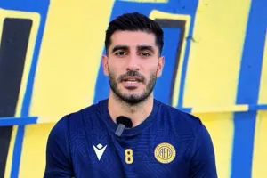 Παπαφώτης: "Χρόνια πολλά ΑΕΛάρα μας" (βίντεο)