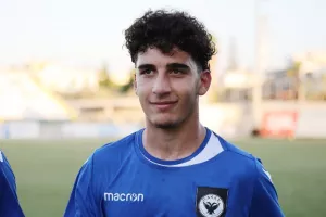 Ντεμπούτο για τον 17χρονο Χαραλάμπους!