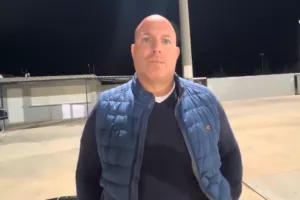 Τέκκης στο Kerkida: "Προτεραιότητά μας το πρωτάθλημα/Θα διεκδικήσει πρωτάθλημα-κύπελλο ο Άρης"