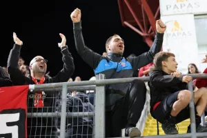 Nέα Σαλαμίνα-ΑΕΛ: Σπουδαίο…ΔΙΠΛΟ στο 90+! (Φώτος)