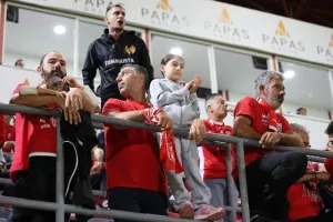 Nέα Σαλαμίνα-ΑΕΛ: Σπουδαίο…ΔΙΠΛΟ στο 90+! (Φώτος)