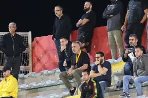 Από το πέταλο... ο πρόεδρος!