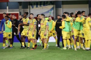 Nέα Σαλαμίνα-ΑΕΛ: Σπουδαίο…ΔΙΠΛΟ στο 90+! (Φώτος)
