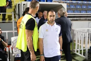 Ήττα όμως ενθαρρυντικά μηνύματα από τους νεαρούς κόντρα στην ισχυρή Γαλλία (Φώτος)