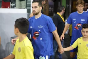 ΑΕΛ-Εθνικός: Γενέθλια με 5αρα και χατ τρικ Μακρή (φώτος) 