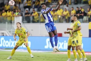 ΑΕΛ-Εθνικός: Γενέθλια με 5αρα και χατ τρικ Μακρή (φώτος) 