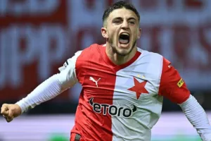 Ζαφείρης: Στα ραντάρ της Premier League και του Μουρίνιο!