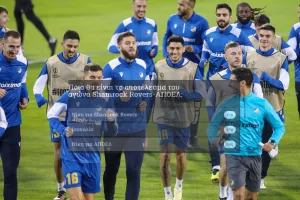 (Γκάλοπ) Βλέπουν... "διπλό"