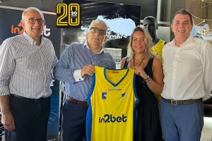 (Φώτος kerkida) Παρουσίασε χορηγό και ρόστερ:"Ο ΑΠΟΕΛ επέστρεψε για να μείνει"