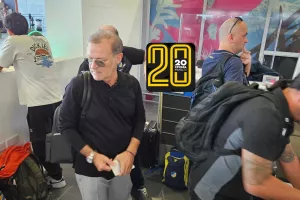 (ΦΩΤΟΣ) Πρόδρομος... Check in