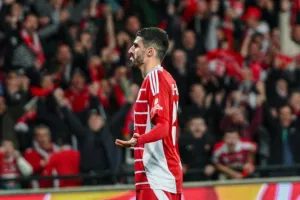 Συνεχίζει αήττητη η φοβερή και τρομερή Μπρεστ που δεν «λύγισε» ούτε από την Λεβερκούζεν