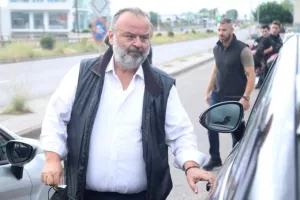 Ηλιόπουλος/"Δεν θα δεχτούμε χτυπήματα κάτω από τη μέση"