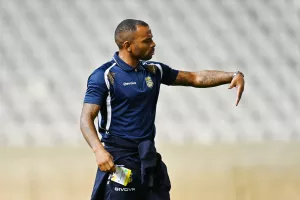 Στο τιμόνι ο Jason Puncheon