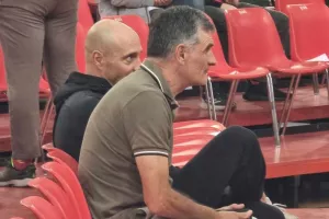  Στο ΣΕΦ ο Μεντιλίμπαρ για το μεγάλο παιχνίδι των ερυθρόλευκων