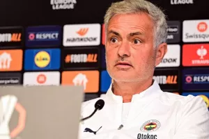 Μουρίνιο: «Περιμένω την τιμωρία της Σίτι για να μου πιστώσουν το πρωτάθλημα του 2021...»