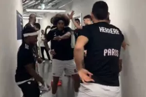 Το χορευτικό της Παρί πριν τη Μπάγερν! (βίντεο)