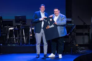 Η In2bet Μεγάλος Χορηγός του Απόλλωνα Λεμεσού Μπάσκετ και του Απόλλωνα Λεμεσού Wheelchair! 