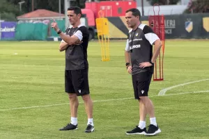 Ποιο 4-4-2 μπορεί να έχει στο μυαλό του ο Χιμένεθ