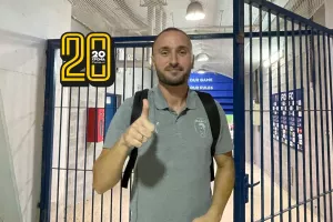 Πόζα... μετά το πρώτο!