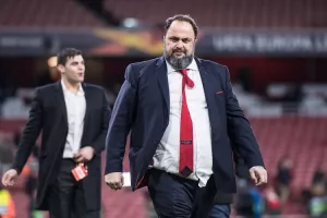 Η FA κατηγορεί τον Βαγγέλη Μαρινάκη για απρεπή συμπεριφορά